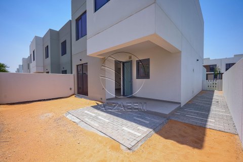 Řadový dům na Yas Island, Abu Dhabi, SAE 3 ložnice, 243 m² Č.: 615571 - fotografie 3