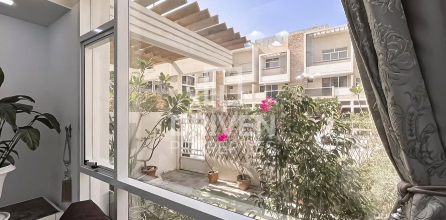 Villa i Jumeirah Village Circle, Dubai, UAE 4 sovrum, 168.71 kvm Nr. 746215