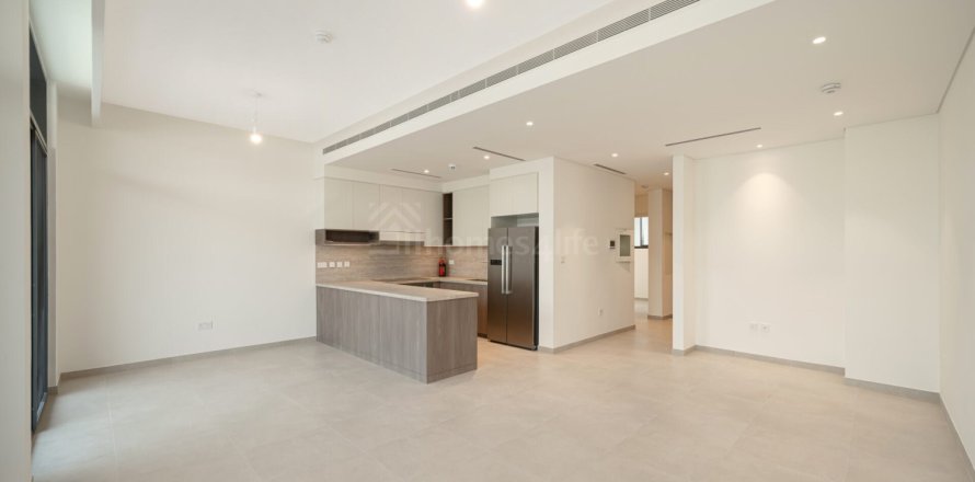 Városi lakóépület itt: Mudon, Dubai, EAE, 3 hálószoba, 189 m², azonosító: 704159