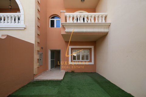 Shtëpi në qytet në Jumeirah Village Circle, Dubai, Emiratet e Bashkuara Arabe 4 dhoma gjumi, 135 m2. № 704171 - Foto 5