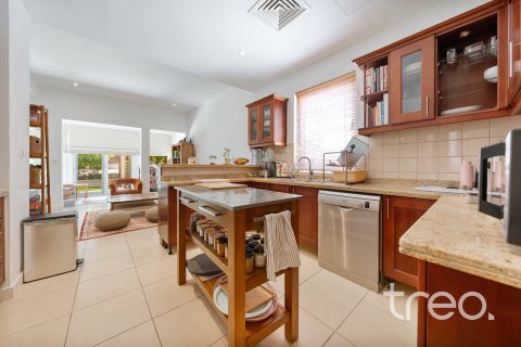 Villa itt: Arabian Ranches, Dubai, EAE, 3 hálószoba, 298.78 m², azonosító: 733102 - fénykép 11