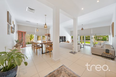 Villa itt: Arabian Ranches, Dubai, EAE, 3 hálószoba, 298.78 m², azonosító: 733102 - fénykép 7