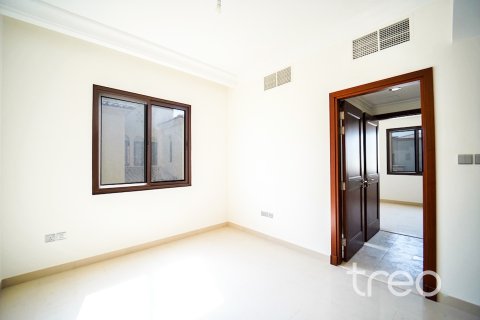 Vila di Arabian Ranches, Dubai, UEA 5 kamar tidur, 343.56 m2 nomor 733100 - foto 17