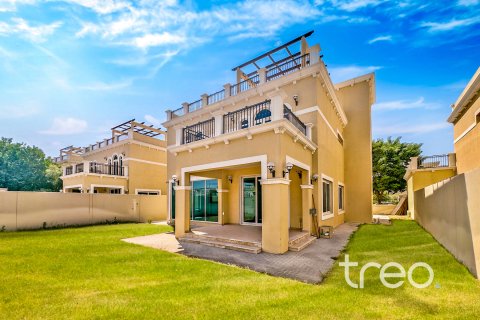 Vila v Jumeirah Park, Dubai, SAE 4 ložnice, 386.2 m² Č.: 733101 - fotografie 1