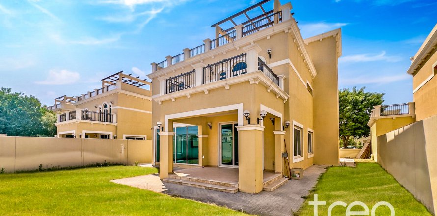 Vila v Jumeirah Park, Dubai, SAE 4 ložnice, 386.2 m² Č.: 733101