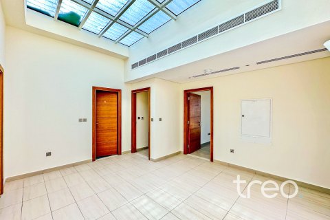 Vila v Jumeirah Park, Dubai, SAE 4 ložnice, 386.2 m² Č.: 733101 - fotografie 10