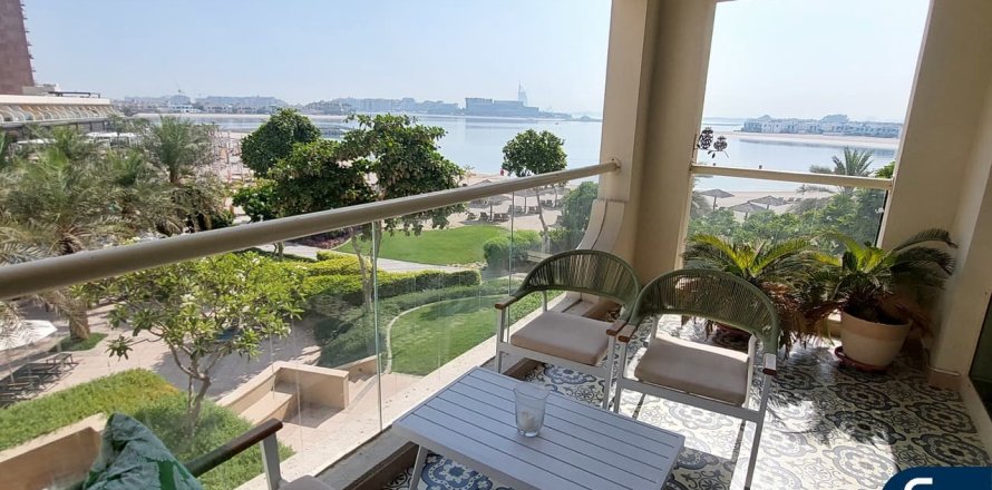 Apartament în Palm Jumeirah, Dubai, EAU 2 dormitoare, 144 mp.  №697946