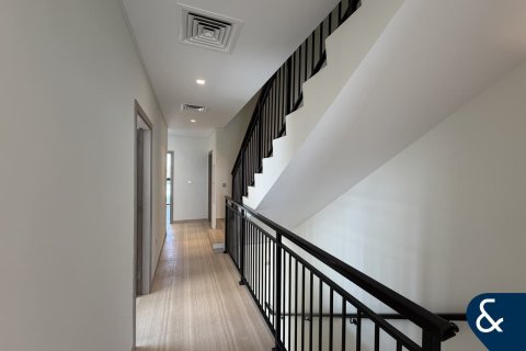 Casa urbana para venda em DAMAC Hills (Akoya by DAMAC), Dubai, EAU 5 quartos, 328 m2 № 697943 - foto 11