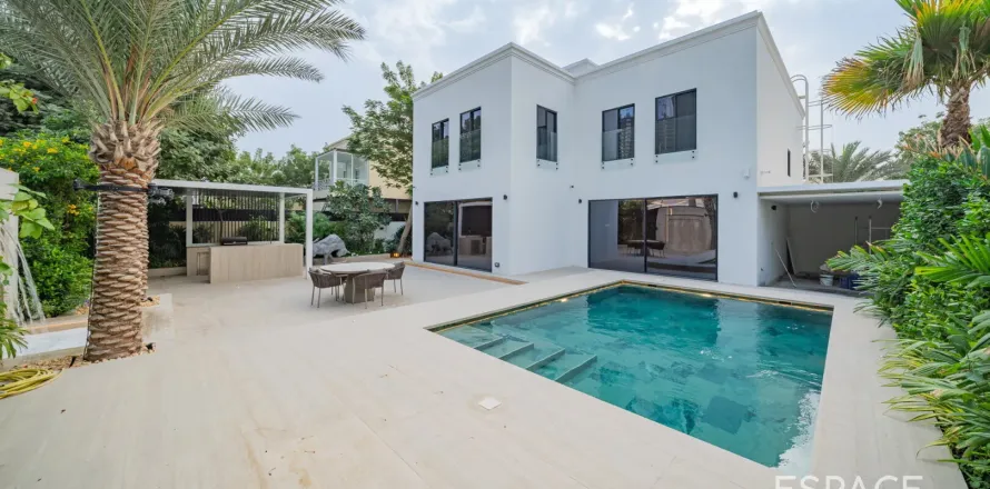 Villa in Meadows, Dubai, VAE 5 slaapkamers, 455 vr.m. nr 678671