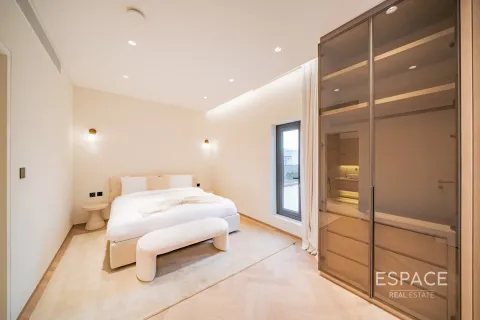 Villa te koop in Meadows, Dubai, VAE 5 slaapkamers, 455 vr.m., nr 678671 - foto 11