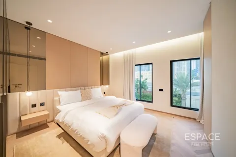 Villa te koop in Meadows, Dubai, VAE 5 slaapkamers, 455 vr.m., nr 678671 - foto 17