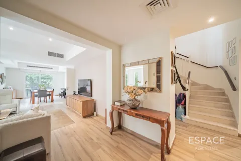 Купити віллу в The Springs, Дубай, ОАЕ 3 спальні, 245м2, № 678669 - фото 11