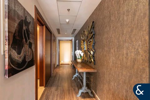 شقة للإيجار في وسط مدينة دبي، دبي، الإمارات العربية المتحدة 1 غرفة نوم ، 77 متر مربع ، رقم 671404 - صورة 2