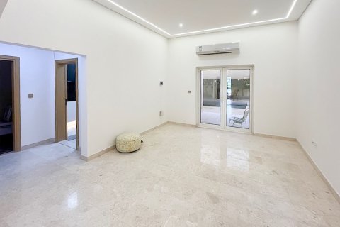 Villa The Villa, Dubaijā, AAE 5 istabas, 561 m2 Nr. 749518 - attēls 3