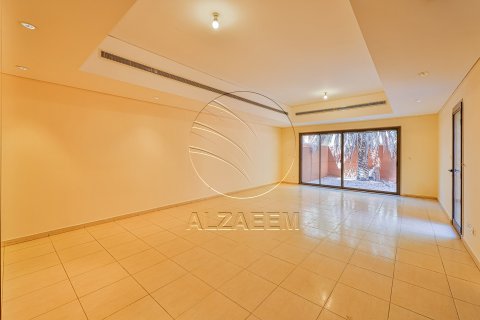 Villa til leje i Abu Dhabi, UAE 4 soveværelser, 300 kvm № 662863 - foto 5
