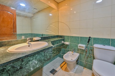 Villa til leje i Abu Dhabi, UAE 4 soveværelser, 300 kvm № 662863 - foto 12