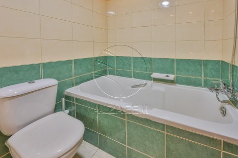 Villa til leje i Abu Dhabi, UAE 4 soveværelser, 300 kvm № 662863 - foto 13