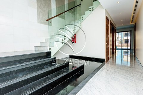 Vilă de vânzare în Saadiyat Island, Abu Dhabi, EAU 5 dormitoare, 1188 mp. №662835 - poză 5