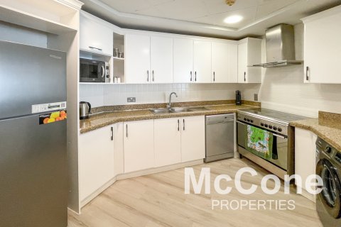 Apartamento para arrendamento em Palm Jumeirah, Dubai, EAU 2 quartos, 144 m2 № 587185 - foto 11