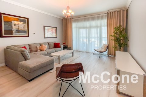 Apartamento para arrendamento em Palm Jumeirah, Dubai, EAU 2 quartos, 144 m2 № 587185 - foto 2