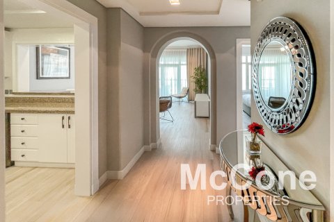 Apartamento para arrendamento em Palm Jumeirah, Dubai, EAU 2 quartos, 144 m2 № 587185 - foto 9