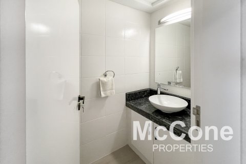 Apartamento para arrendamento em Palm Jumeirah, Dubai, EAU 2 quartos, 144 m2 № 587185 - foto 19