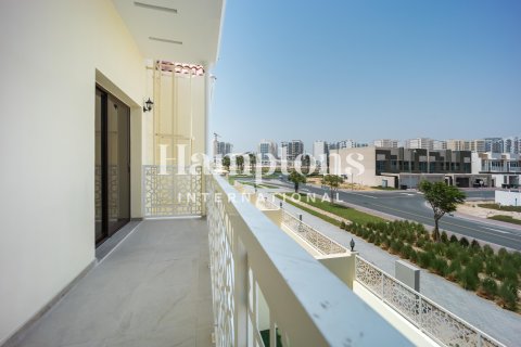 Rumah bandar di Al Furjan, Dubai, UAE 4 bilik tidur, 202.31021795 meter persegi № 719889 - foto 12