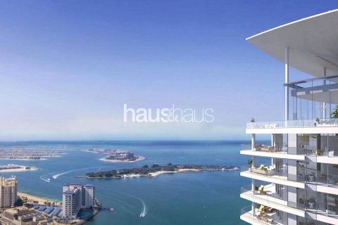 Apartment in Palm Jumeirah, Dubai, UAE 2 bedrooms, 127 sq.m. № 625618 - photo 1