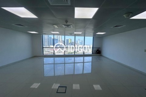 Birojs Jumeirah Lake Towers, Dubaijā, AAE 68.1 m2 Nr. 737031