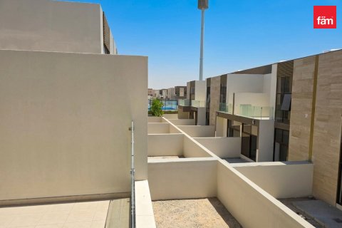 Townhouse in Dubai, UAE 4 bedrooms, 187.2 sq.m. № 765761 - photo 17
