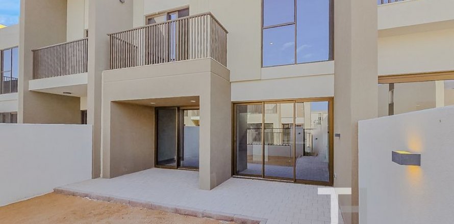 Shtëpi në qytet në Dubai, Emiratet e Bashkuara Arabe 3 dhoma gjumi, 177 m2. № 586694