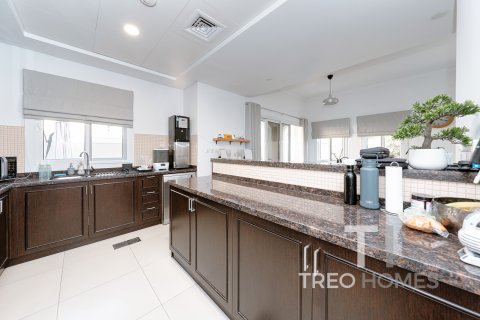 Řadový dům v Serena, Dubai, SAE 3 ložnice, 211 m² Č.: 586698 - fotografie 11