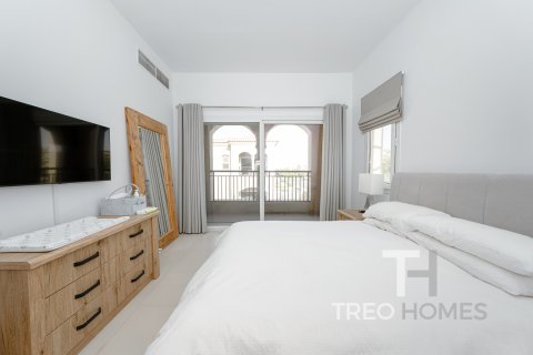 Řadový dům v Serena, Dubai, SAE 3 ložnice, 211 m² Č.: 586698 - fotografie 14