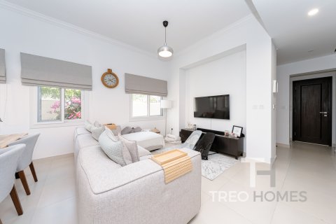 Řadový dům v Serena, Dubai, SAE 3 ložnice, 211 m² Č.: 586698 - fotografie 7