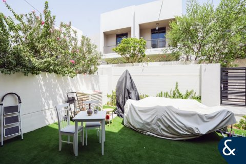 Villa till försäljning i Town Square, Dubai, UAE 3 sovrum, 188 kvm Nr. 667404 - fotografi 21