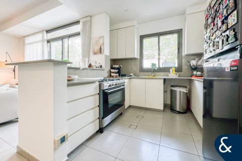 Villa till försäljning i Town Square, Dubai, UAE 3 sovrum, 188 kvm Nr. 667404 - fotografi 3