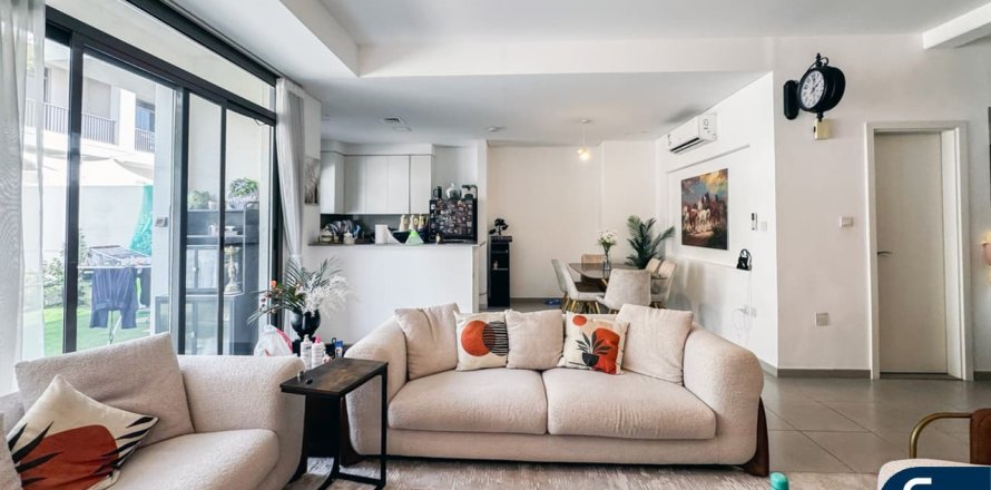 Villa i Town Square, Dubai, UAE 3 sovrum, 188 kvm Nr. 667404