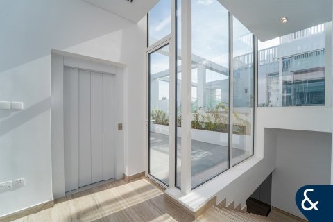 Városi lakóépület itt: Al Barari, Dubai, EAE, 4 hálószoba, 459 m², azonosító: 698114 - fénykép 15