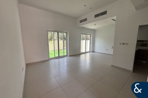 Városi lakóépület itt: Dubai Land, Dubai, EAE, 2 hálószoba, 161 m², azonosító: 698116 - fénykép 3
