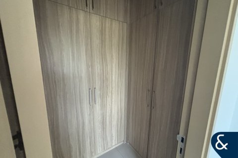 Városi lakóépület itt: Dubai Land, Dubai, EAE, 2 hálószoba, 161 m², azonosító: 698116 - fénykép 13