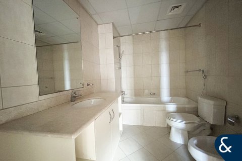 Apartment in Motor City, Dubai, UAE 3 bedrooms, 193 sq.m. № 698113 - photo 17