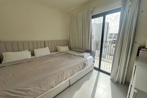 Dubai South (Dubai World Central), Dubai, UAE의 판매용 빌라 침실 4개, 236제곱미터 번호 720037 - 사진 6