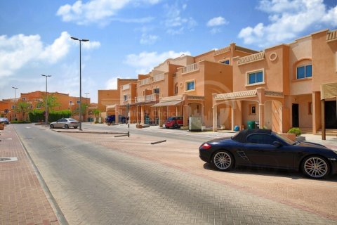 Huvila Al Reef, Abu Dhabi, Arabiemiraatit 3 makuuhuonetta, 225.1 m2 № 731227 - kuva 14