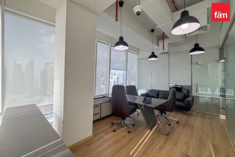 Dubai, संयुक्त अरब अमीरात में कार्यालय, 285.8 वर्ग मीटर, संख्या 694303 - फ़ोटो 20