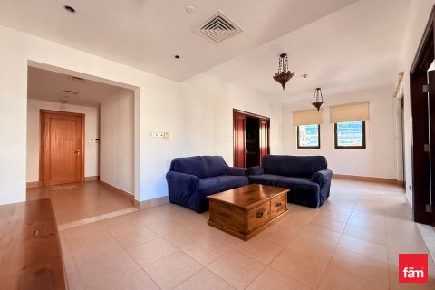Apartmen di Old Town, Dubai, UAE 1 bilik tidur, 111.8 meter persegi № 694301 - foto 2