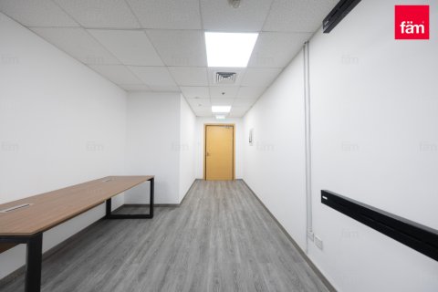 Bureau à louer à Dubai, EAU 102 m2 № 694306 - photo 6