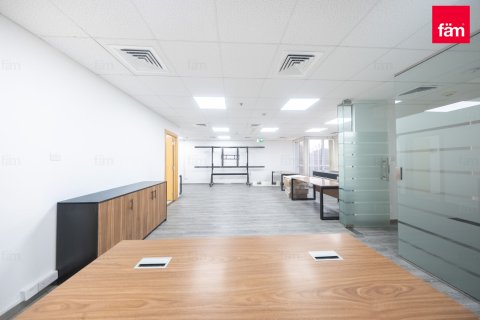 Pejabat di Dubai, UAE 102 meter persegi № 694306