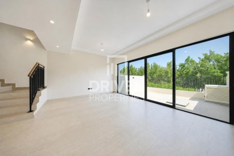 Kuća u nizu u gradu Damac Lagoons, Dubai, UAE 4 spavaće sobe, 144 m2 Br. 765627 - Slika 3