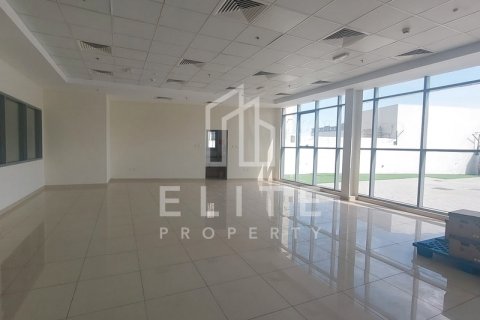 Warehouse in Dubai Investment Park, UAE 2034 sq.m. № 620295 - photo 10