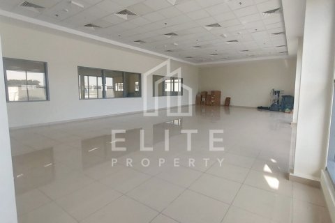 Warehouse in Dubai Investment Park, UAE 2034 sq.m. № 620295 - photo 5